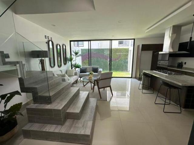 Casa con 120 m² superficie de terreno, 3 habitaciones en venta, Valle Imperial