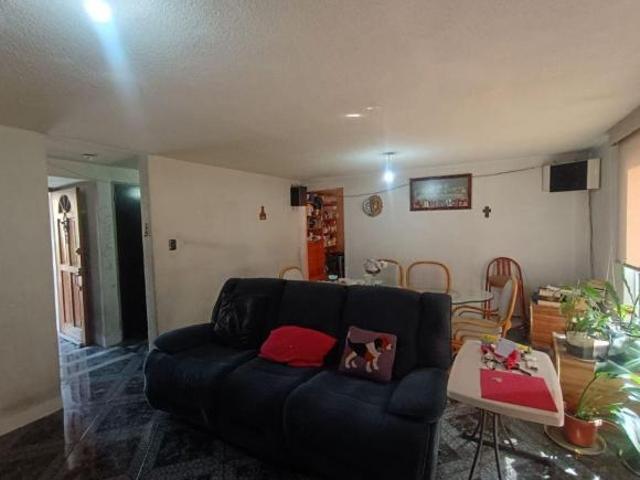 Casa sola en una privada, Lomas Estrella