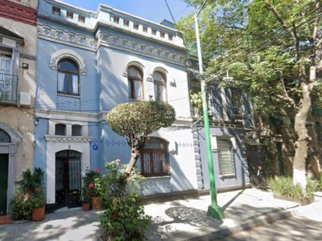 Casa con 180 m² de terreno, 3 habitaciones en venta en Roma Norte