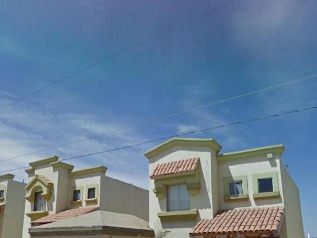 Casa con 189 m² de terreno y 3 recámaras en venta en Villas del Sol
