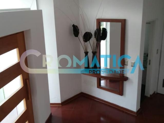 Casa Con 1.500 M2 De Terreno En Condominio Nogales Alto | 5 dormitorios por 15500.00 en Machalí