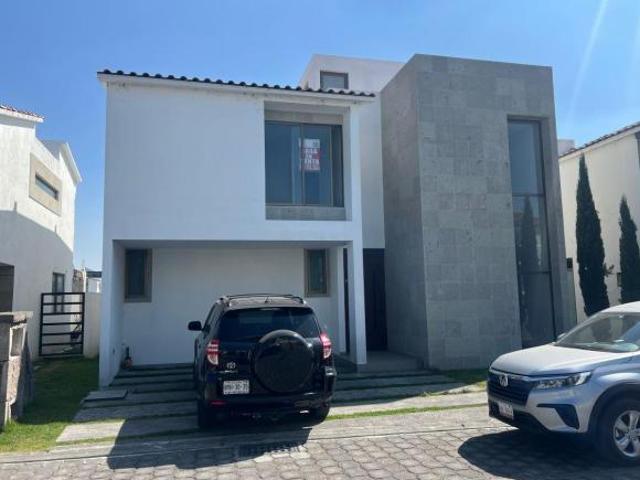 Casa con 220 m² de terreno, 3 recámaras en venta, Condado del Valle