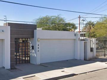 Casa con 247 m² de superficie de terreno, 3 Habitaciones en Cuauhtémoc Sur