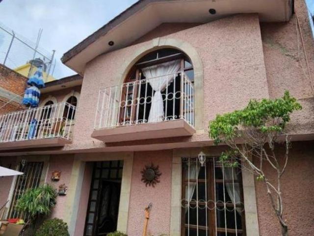 Casa con 255 m² superficie de terreno, 7 habitaciones en venta en Tlalnepantla de Baz