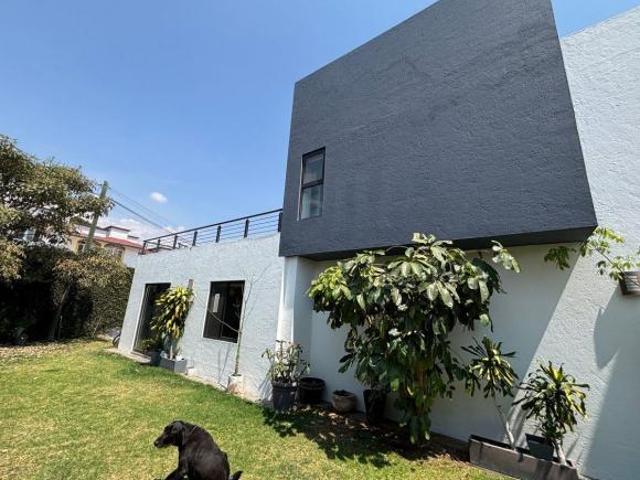 Casa con 260 m² de superficie de terreno y 3 habitaciones en venta en Jardines de Ahuatepec