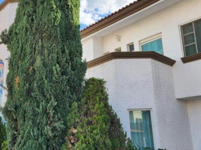 Casa con 274 m² superficie de terreno y 3 habitaciones en venta en Rincón Campestre