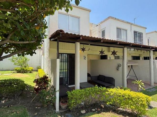 Casa con 3 recámaras en venta, 117 m² superficie de terreno, Real Santa Fe