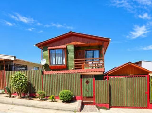 Casa con 2 viviendas, en miraflores alto viña del mar | 4 dormitorios por 145000. 00 en Viña del Mar
