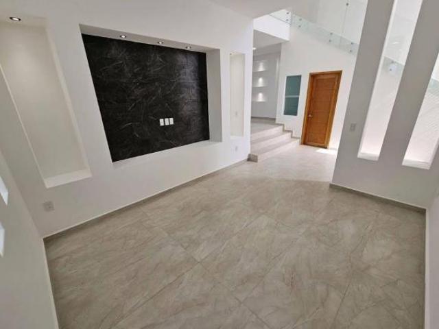 Casa con 300 m² con 3 habitaciones en venta en Fraccionamiento Altos de Oaxtepec