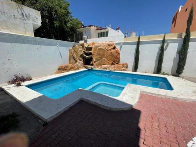 Casa con 300 m² de terreno y 4 recámaras en venta, Lomas de Mazatlán