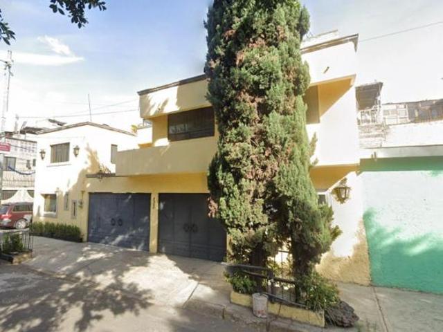 Casa con 320 m² superficie de terreno, 5 habitaciones en venta en Gabriel Ramos Millán