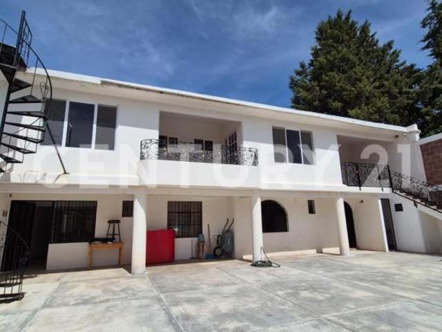 CASA CON 2 DEPARTAMENTOS EN VENTA, TEPETLAOXTOC, EDO. MEX