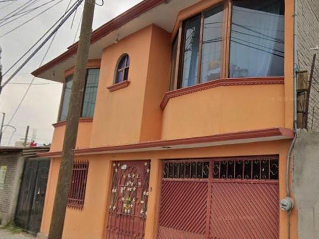 Casa con 3 habitaciones y 180 m² superficie de terreno en venta en Santa María Nativitas