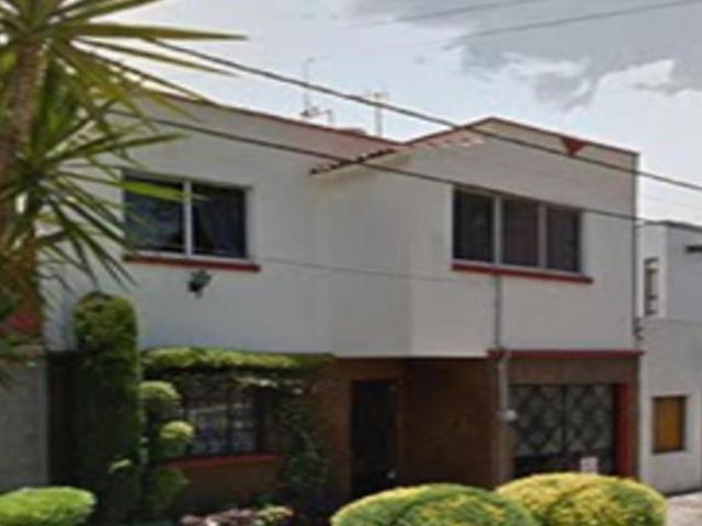 Casa con 3 habitaciones y 182 m² superficie de terreno en venta Clavería