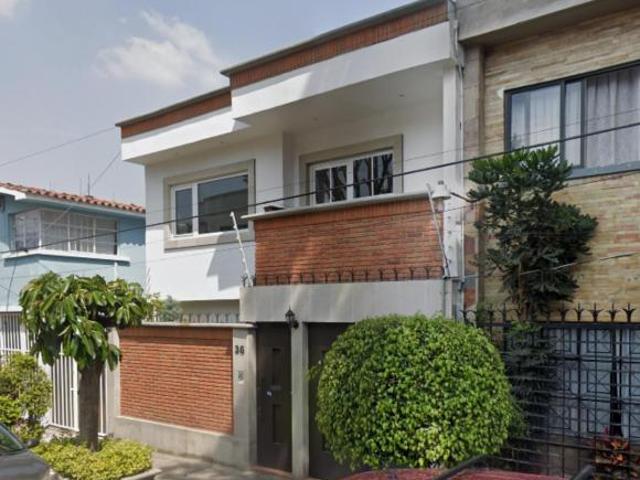 Casa con 3 habitaciones y 135 m² superficie de terreno en venta en Letrán Valle