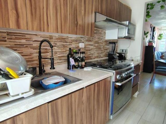 Casa con 3 habitaciones EN VENTA a 5 minutos de VW y OUTLET