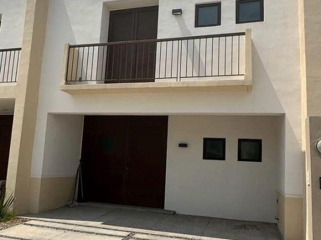 Casa con 3 Rec?maras en Arras Residencial con excelentes Amenidades