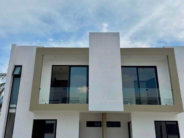 Casa con 3 recamaras  en San Isidro, Jiutepec