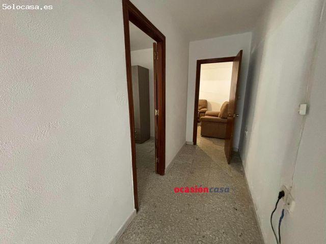 CASA CON TEJADO NUEVO EN LA ZONA DEL CERRO
