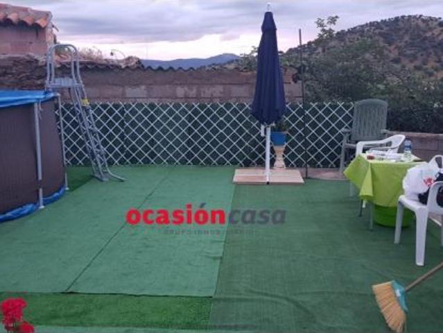 CASA CON TEJADO NUEVO Y GRAN PATIO EN VVA DEL REY