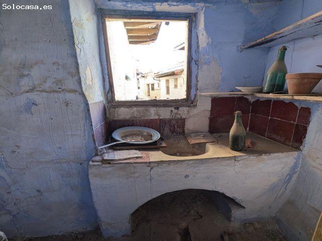 Casa con tejado reformado en Peñarroya de Tastavins