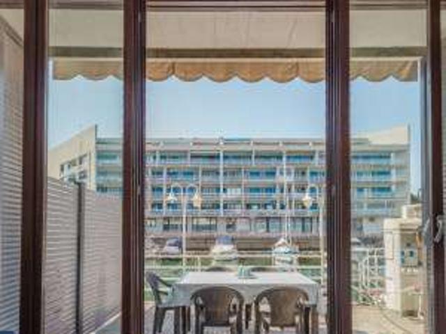 casa con terrazzo e piscina Centro