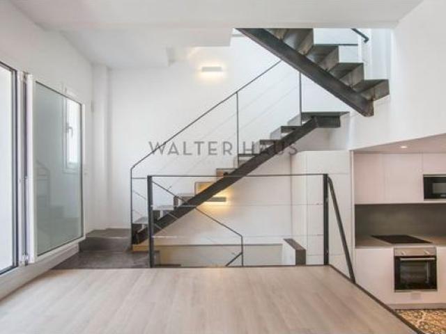 Casa con terraza en venta en Poblenou, Barcelona. EGYB T9