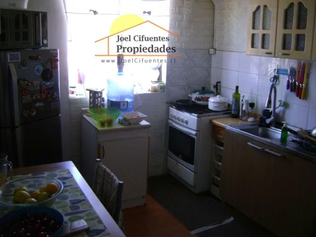 Casa con terreno de 350 mts2, cercano a la Av. Valparaíso. Cod 2403 | 6 dormitorios por 150000. 00 en Villa Alemana