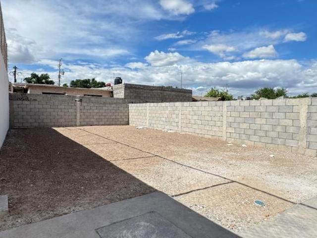 Casa con terreno excedente al ote de la ciudad de Torreon