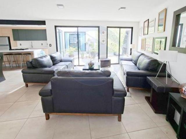 Casa con terreno excedente EN VENTA en Monte Real Colinas del Padre, Zacatecas