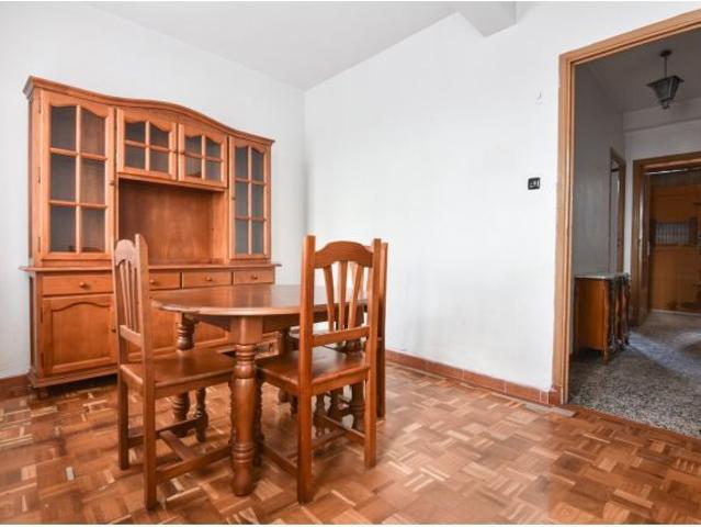 Casa con terreno en A Silva, justo al lado del Ventorrillo