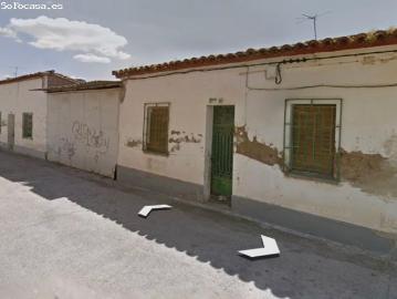 Casa con terreno en Huesca
