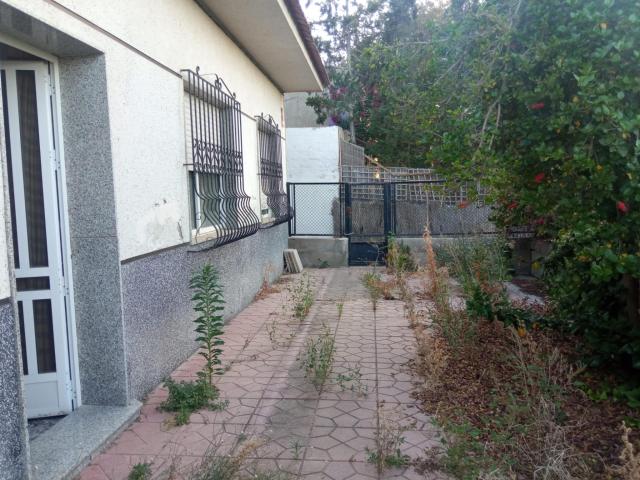 Casa con terreno en la huerta