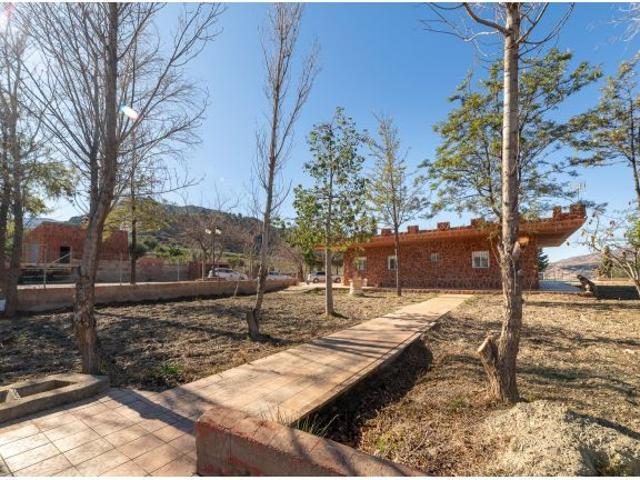 Casa con terreno en Venta en Canjáyar, Almería