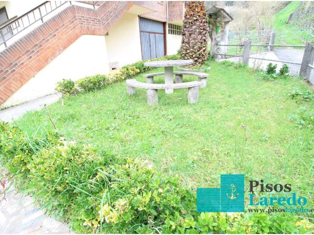 Casa con terreno en venta en Limpias