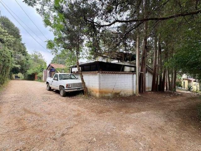 Casa con terreno en VENTA en Los Alcanfores