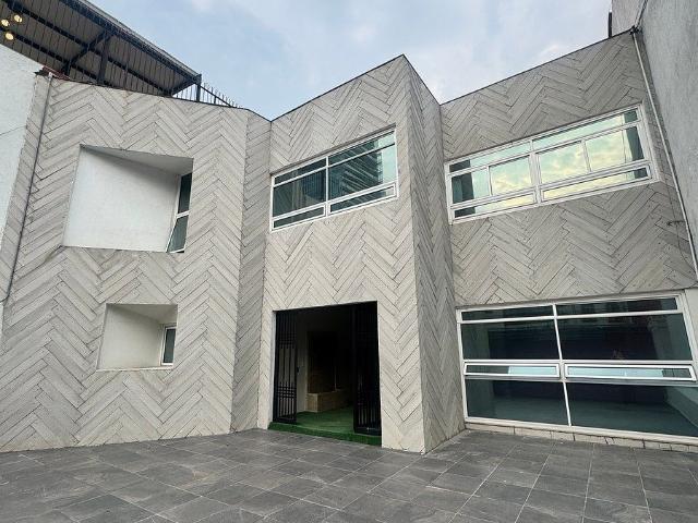 Casa con uso de suelo en Anzures