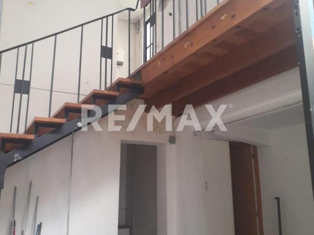 CASA CON USO DE SUELO EN RENTA COLONIA CUAUHTEMOC