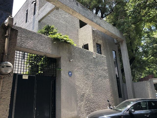 Casa con Uso de Suelo en Venta en N?poles a unos Pasos del WTC