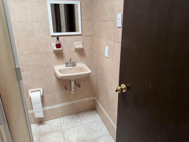 Casa con Uso de Suelo para Oficinas o Consultorios en Lindavista