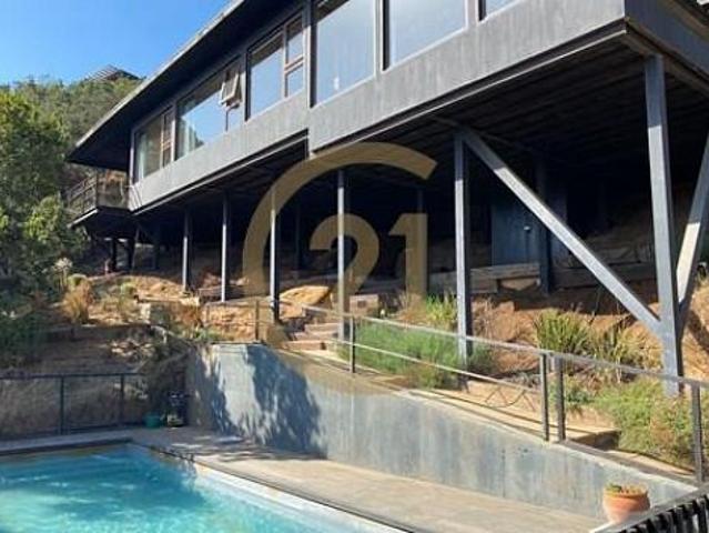 Casa con vista a los cerros, Laguna de Zapallar