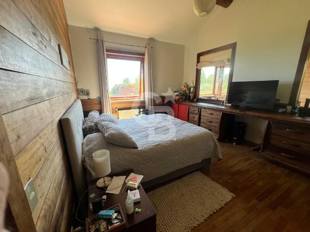 Casa con Vista al Lago y Volcanes. Finas terminaciones | 4 dormitorios por 18000.00 en Puerto Varas