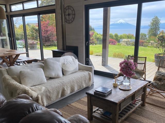 Casa con vista en exclusivo condominio