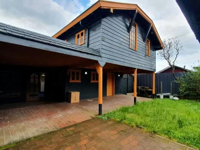 Casa con vista panoramica Puerto Montt | 5 dormitorios por 7000.00 en Puerto Montt