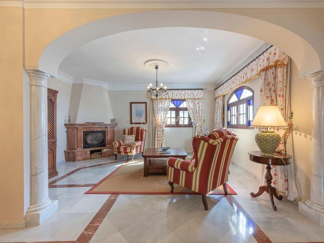 Casa con vistas al mar y África en Gaucín | Jardín, garaje y. 253m² Gaucín