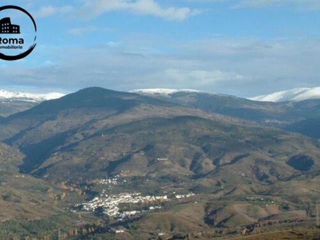 CASA CON VISTAS IMPRESIONANTES EN CADIAR, ALPUJARRA GRANADINA