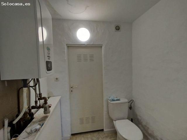 Casa con vistas panorámicas al mar y a la montaña, situada en las alturas del