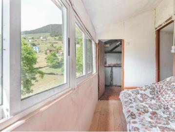 Casa con vistas panorámicas y gran finca edificable en Serandinas Boal – 100% financiable