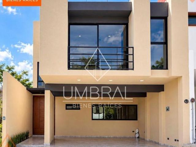 Casa con acabados de lujo en VENTA, Finca de las Ánimas, Xalapa