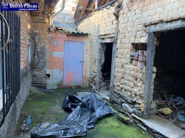 CASA CON ALMACEN EN CUBILLOS PARA REFORMAR